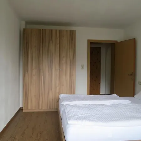 Haus Sonnenwinkel Apartment Lermoos