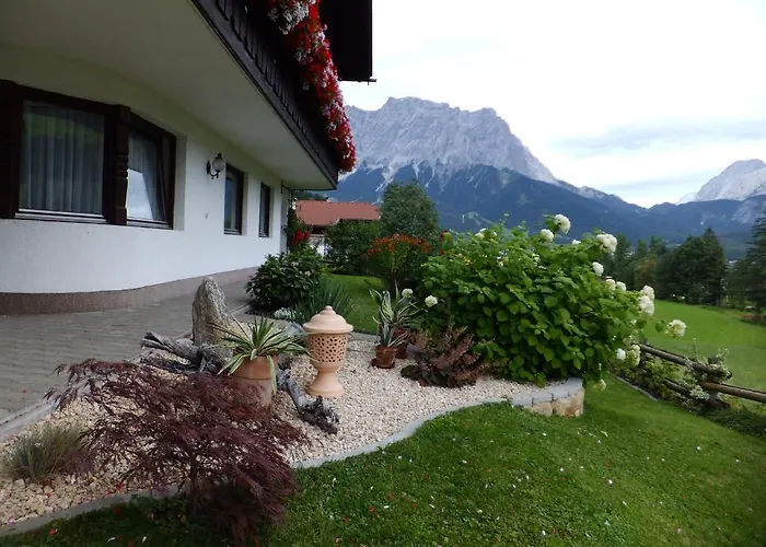 Haus Sonnenwinkel Apartament Lermoos